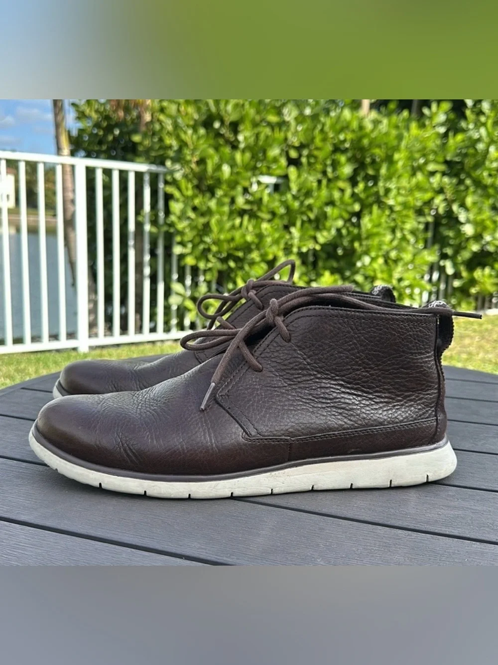 UGG MENS COMFORT SYSTEM BROWN LEATHER LACE UP CHUKKA BOOT SIZE 10 S/N 1013234